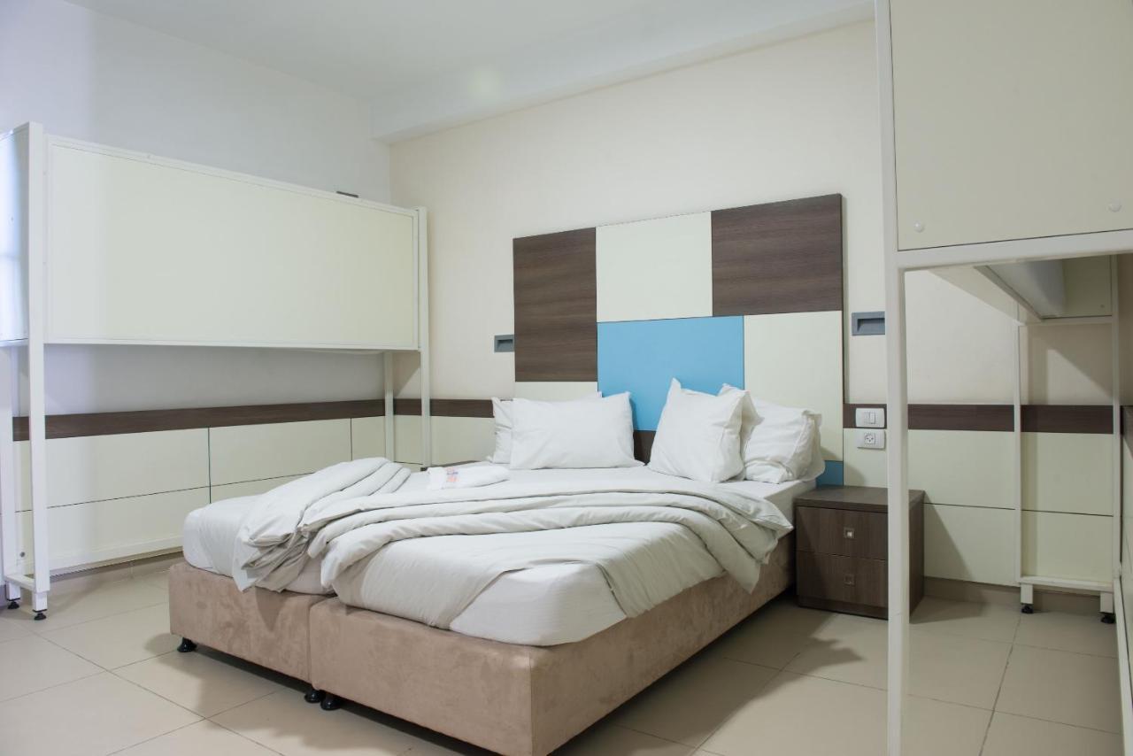 Hi - Akko Knights Hostel Экстерьер фото